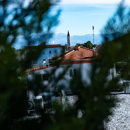 Luxury With Heated Pool Appartamento Traù