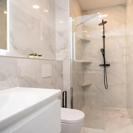 Appartement Luxury With Heated Pool