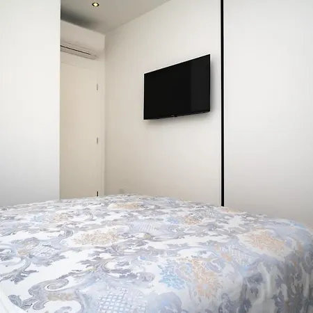 Luxury With Heated Pool Apartment Trogir