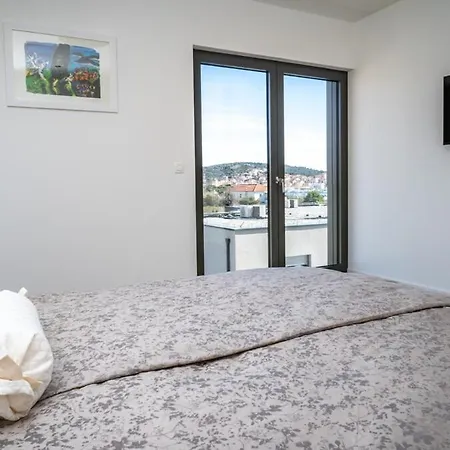 Luxury With Heated Pool Apartment Trogir